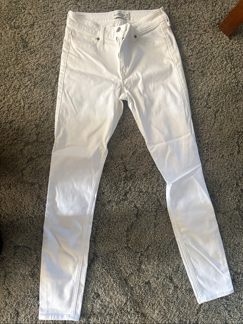 Abercrombie & Fitch White Mid-Rise Jean Leggings